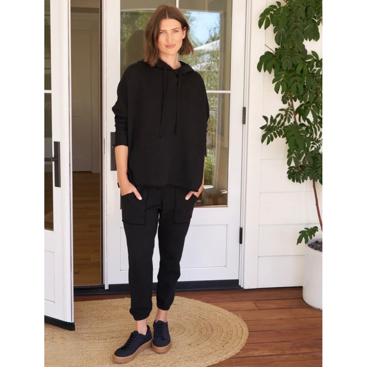Frank & Eileen Venice Travel Set Size M Hoodie Joggers Black Comfort Pocket $466